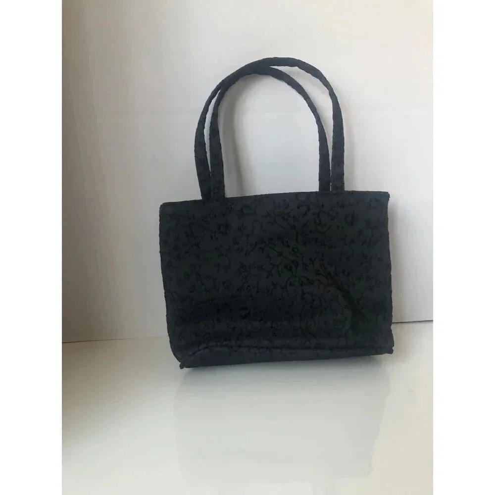 Saks Fifth Avenue black bag embroidered handbag purse